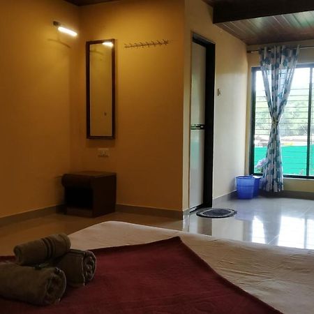 Bluebell Residency Hotel Mahābaleshwar Kültér fotó