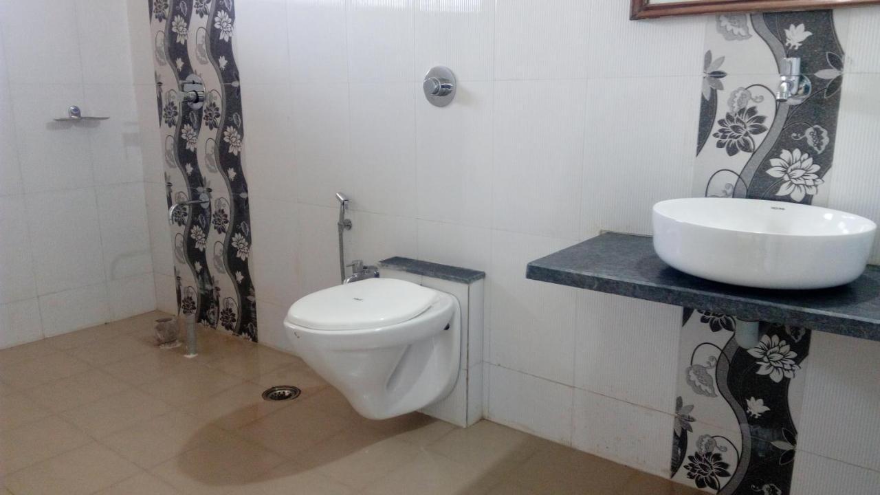 Bluebell Residency Hotel Mahābaleshwar Kültér fotó