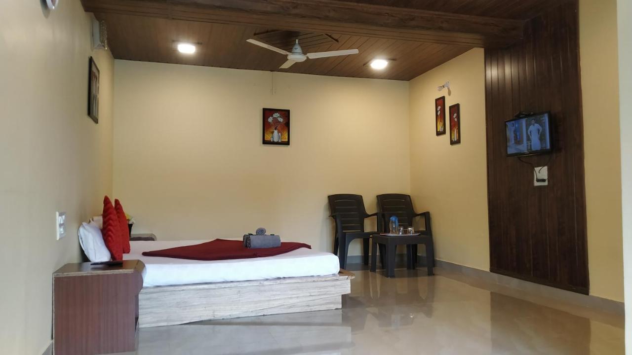 Bluebell Residency Hotel Mahābaleshwar Kültér fotó