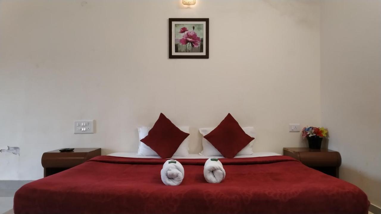 Bluebell Residency Hotel Mahābaleshwar Kültér fotó